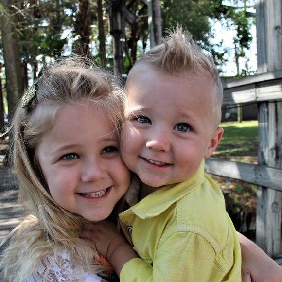 Meet your Posher, Mandy - Picture 1 of 1